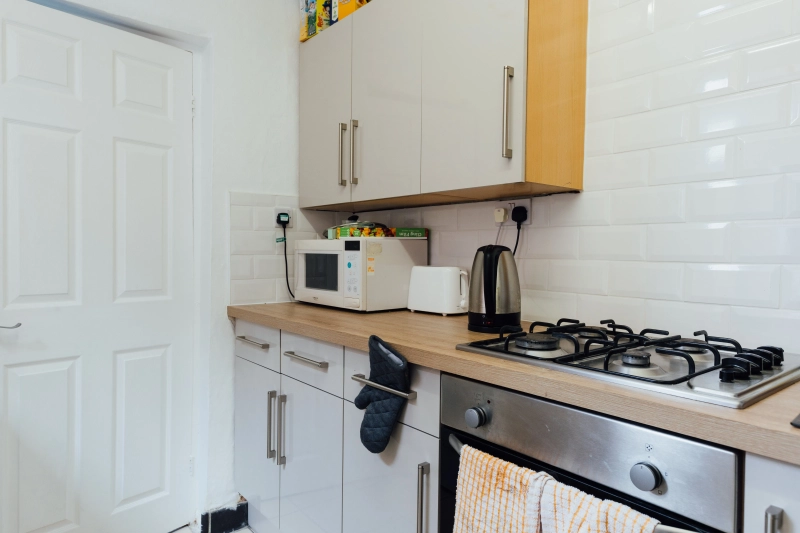 2 Bedrooms Left - Student House - West End - Bills Inc - Thumbnail 6