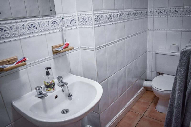 3-5 Alexandra Terrace: Spare rooms in a student house - Thumbnail 7