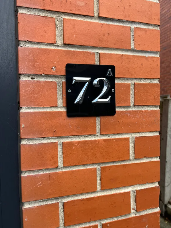 Lenton: Derby Grove //  Studio Flat 72a // Student 26/27 - Thumbnail 1