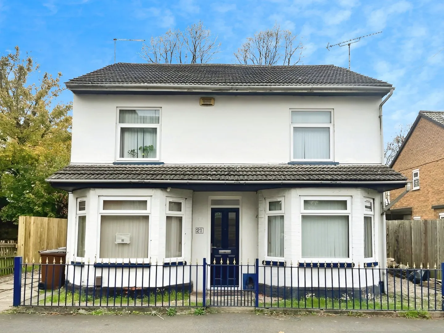 21 Priory Street, 3 spare rooms // NG7 2NX - Main Image