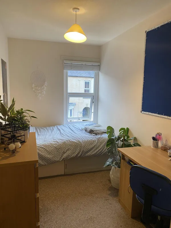 Contemporary 4 Bed House // JUL 2026 - Thumbnail 1