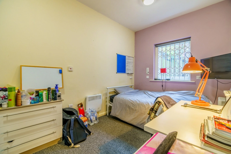 4 Spare Rooms in a 6 bed student flat 162G-  NG7 3DB - Thumbnail 8