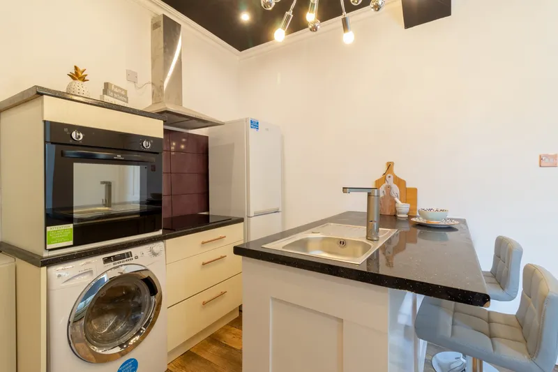 Ripon Street // Student Flat // Bills Inc // Sep 2026 - Thumbnail 9