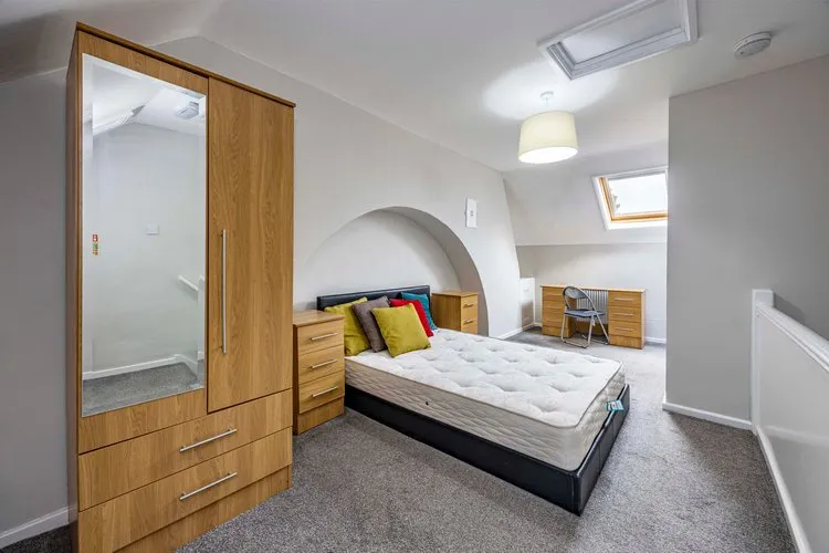 63 Windsor Street, Beeston, 4 Rooms - Available Now  NG9 2BW - Thumbnail 15