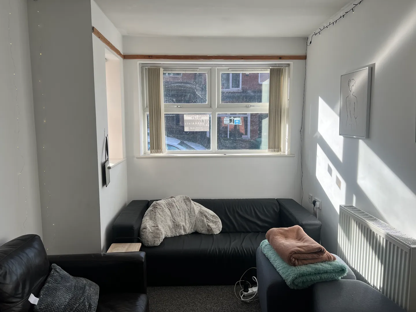 Derby Grove: 6 Bedroom Student House NG7 1PF - Image 1