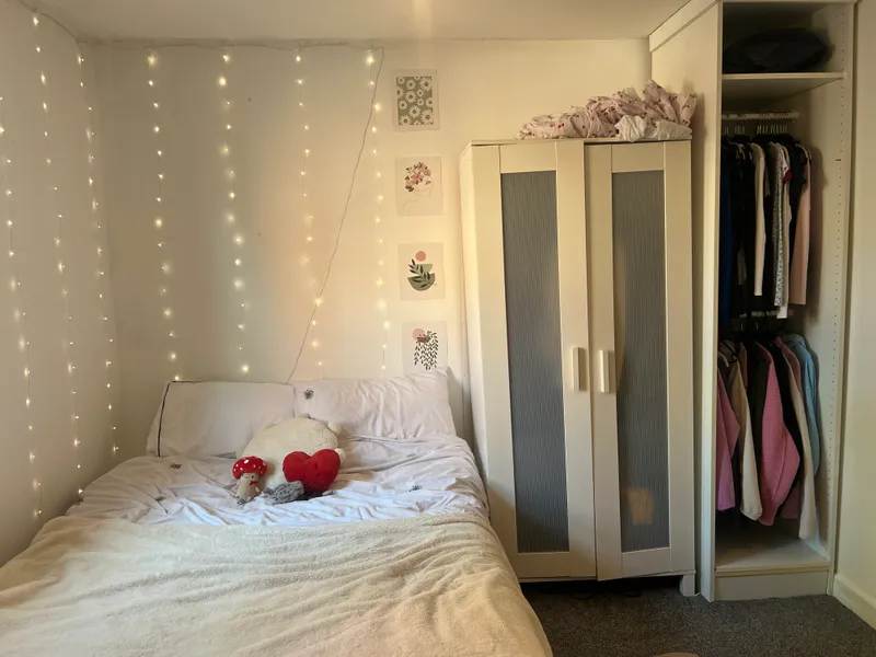 Derby Grove: 6 Bedroom Student House NG7 1PF - Image 7