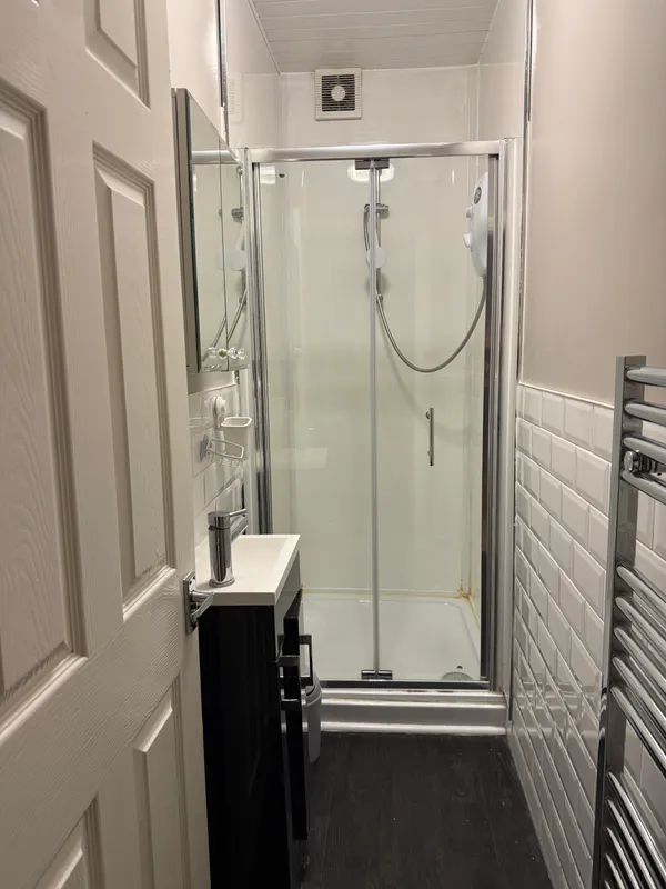 Albert Grove: 6 Bedroom Student House NG7 1PA - Image 16