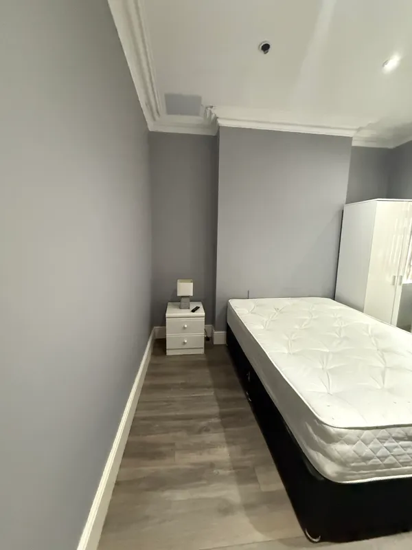 Albert Grove: 6 Bedroom Student House NG7 1PA - Image 21