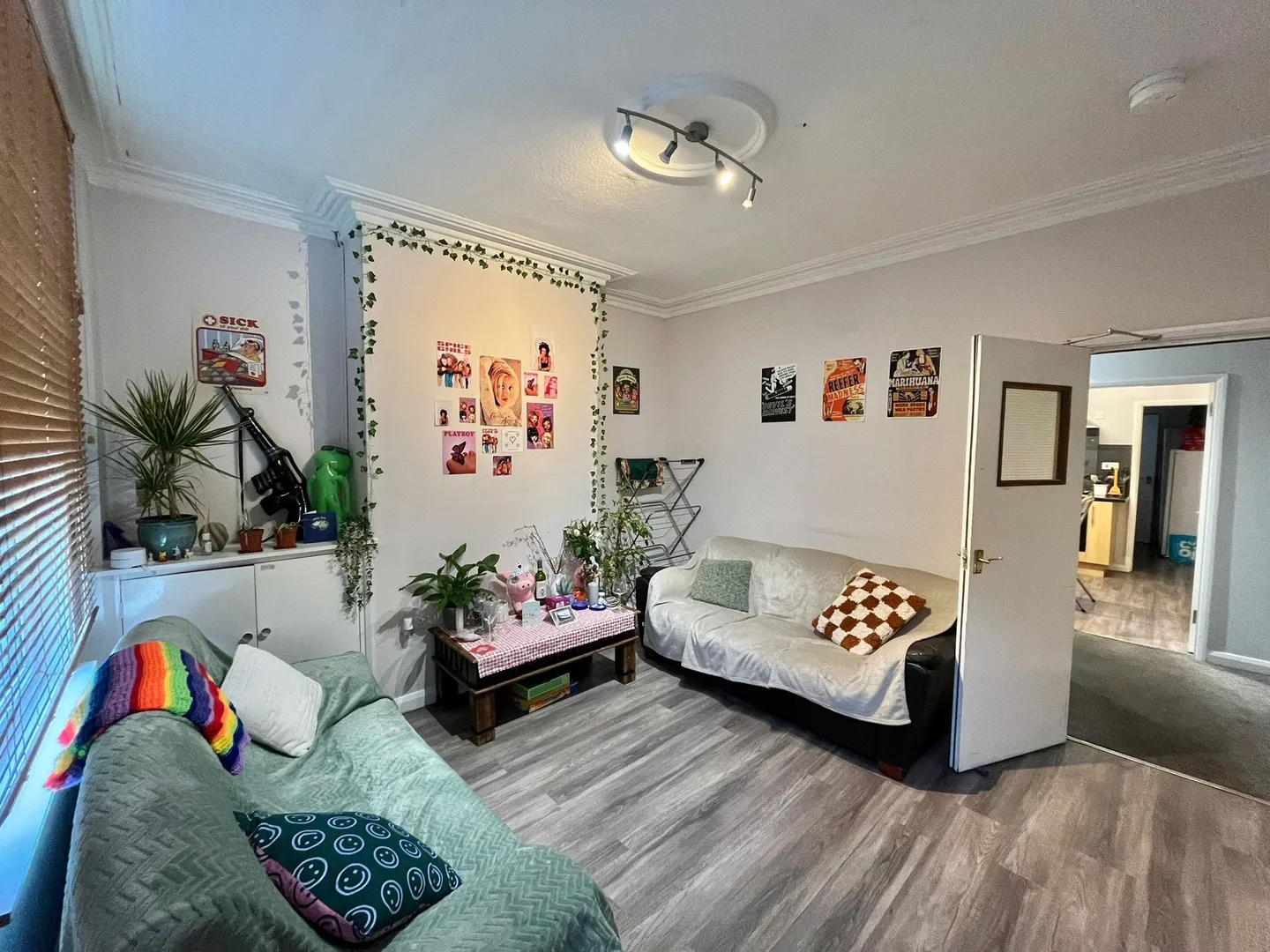4-Bedroom, 2-Bathroom Student Property | Palin Street, NG7 - Image 1