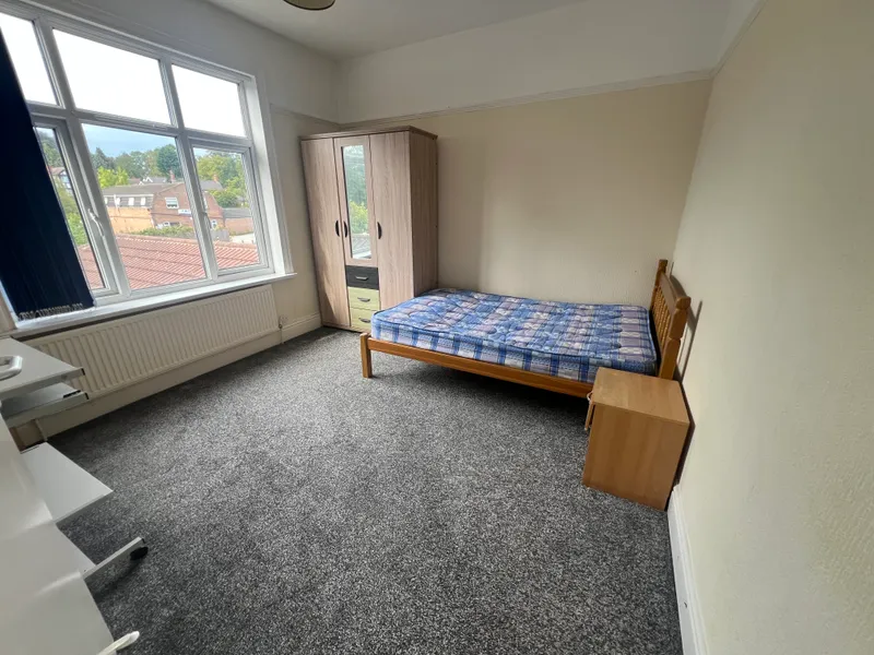 Arnesby Road: 5 Bedroom House NG7 2EA - Image 8