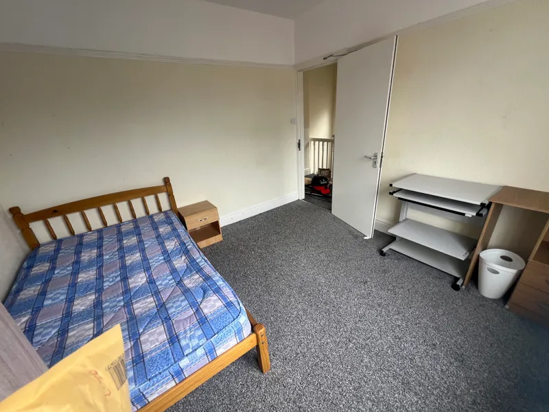 Arnesby Road: 5 Bedroom House NG7 2EA - Image 9