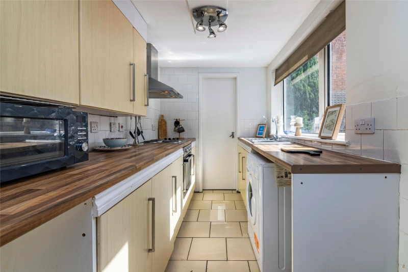 3 Bed - Bills inclusive - Sincil Bank, LN5 7TQ - Thumbnail 6
