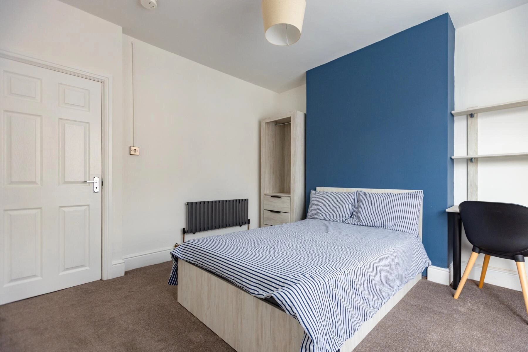 Spare Rooms - Student House - West end - Image 1