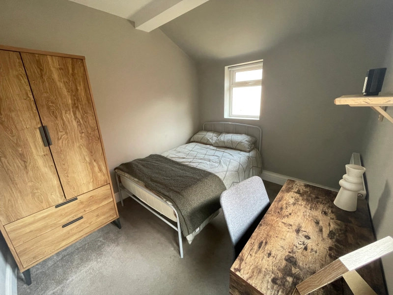 Portland Street - 6 Bed, 3 Bath - Bills Inlcusive - Thumbnail 5