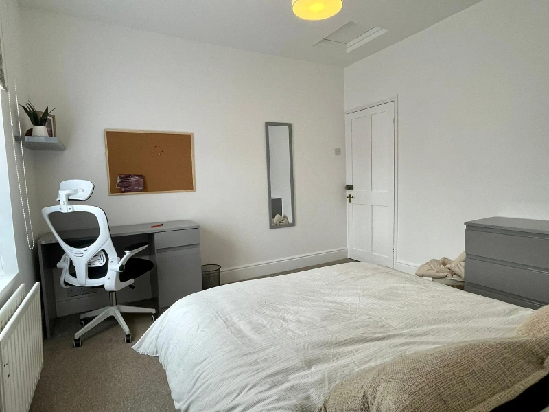 Harvey Street - 3 Bed (West End) - Thumbnail 4