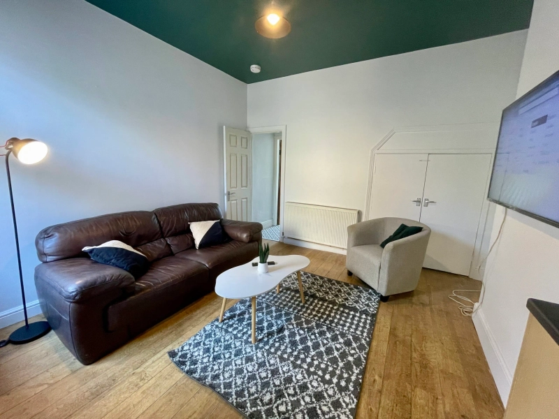 3 Bed Student Property | BILLS INCLUDED - Thumbnail 3