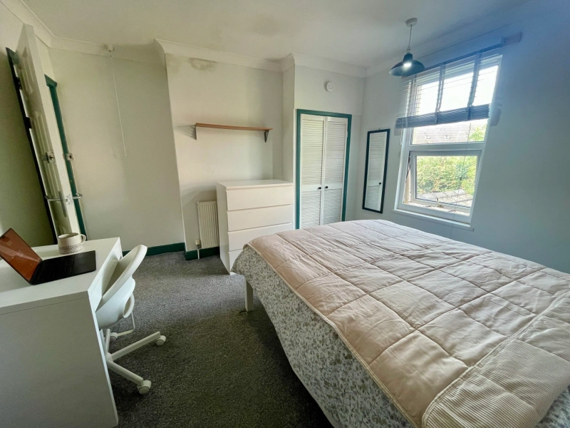 3 Bed Student Property | BILLS INCLUDED - Thumbnail 8