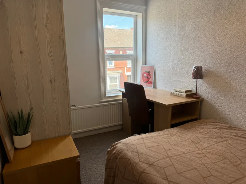 4 Bed // West End // Student House // Aug 2026 - Image 13