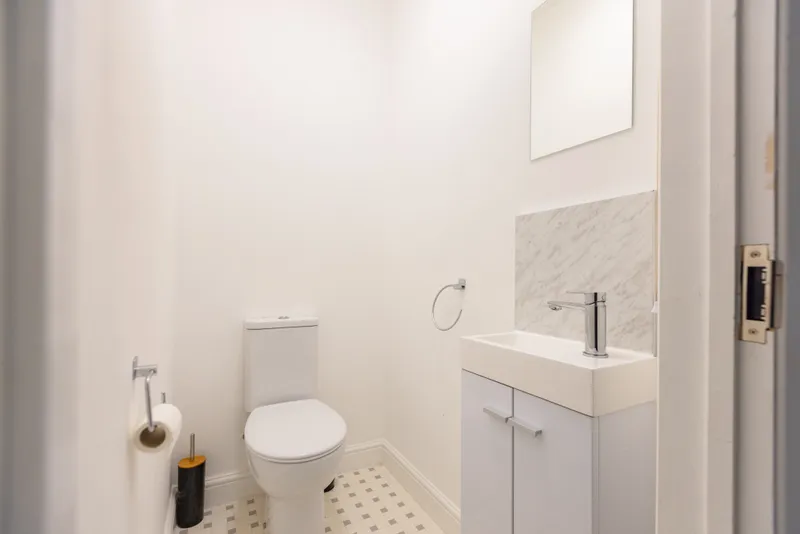 Carholme Road // West End // 4 Bed Student House // Aug 2026 - Image 11