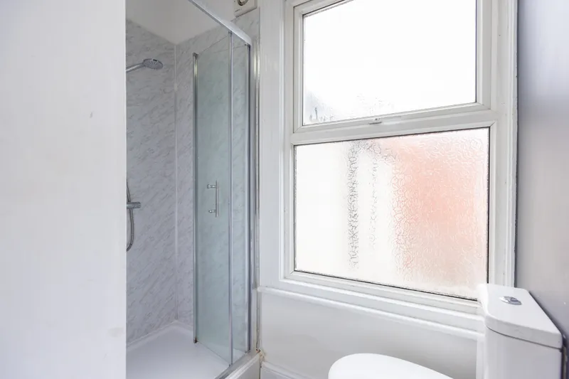 Carholme Road // West End // 4 Bed Student House // Aug 2026 - Image 15