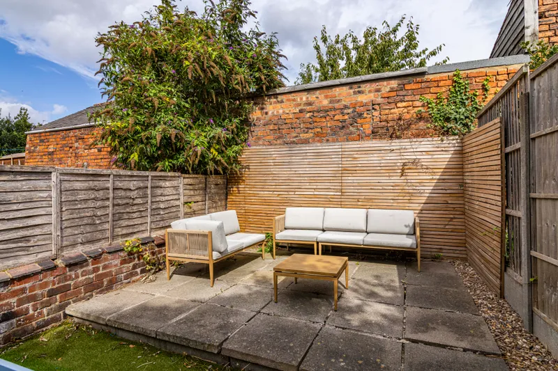 Thesiger Street // 4 Bed + 2 Bath // Aug 2026 - Image 16