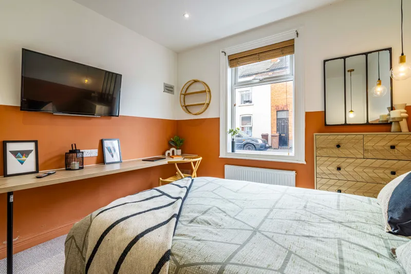 Thesiger Street // 4 Bed + 2 Bath // Aug 2026 - Image 13