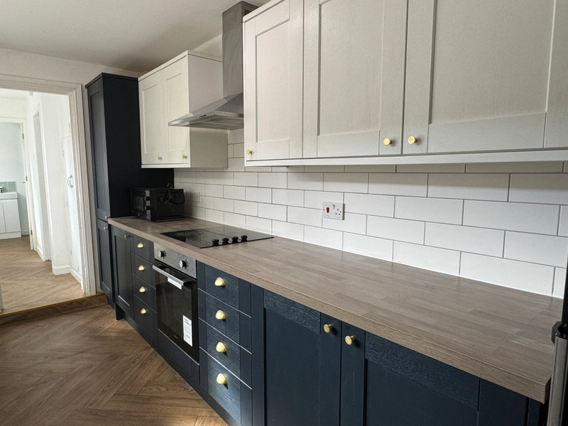 Modern 3 bedroom property on Ripon Street - Thumbnail 8