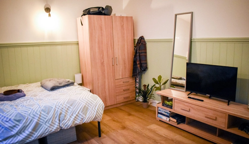 1 Bedroom Student Property in LN2 1DZ!! - Thumbnail 2