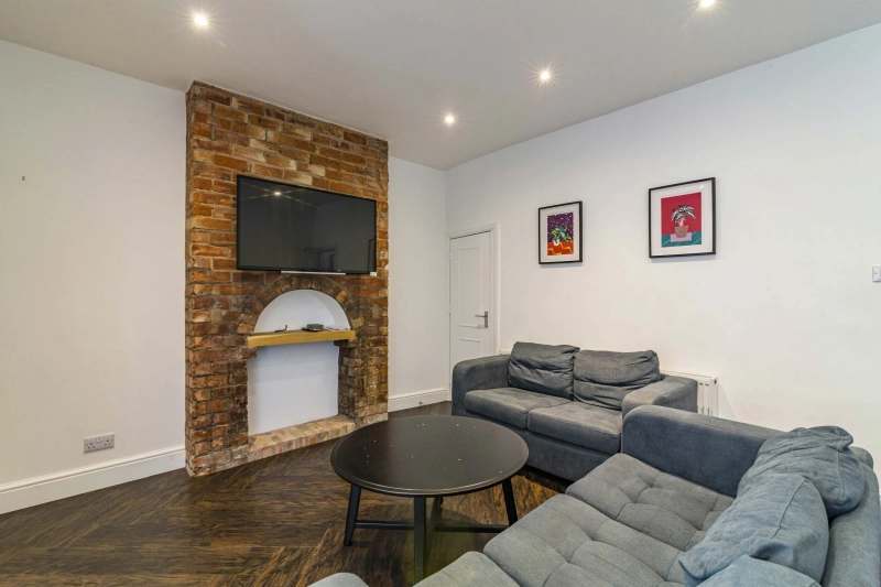 5 Bed Student Property | Offer: Freshers Week Tickets - Thumbnail 10