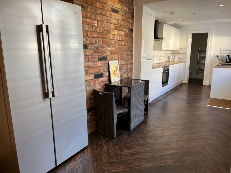 5 Bed Student Property | Offer: Freshers Week Tickets - Thumbnail 11