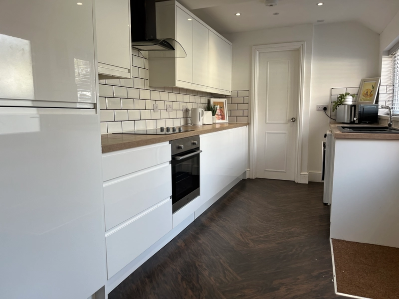 5 Bed Student Property | Offer: Freshers Week Tickets - Thumbnail 13