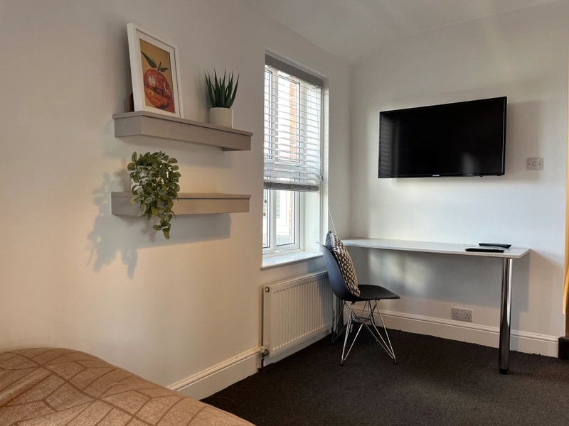 5 Bed Student Property | Offer: Freshers Week Tickets - Thumbnail 23