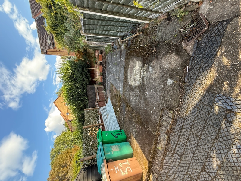 Claude Street: 4 bed, 2 Bathrooms Student NG7 2LA - Thumbnail 17