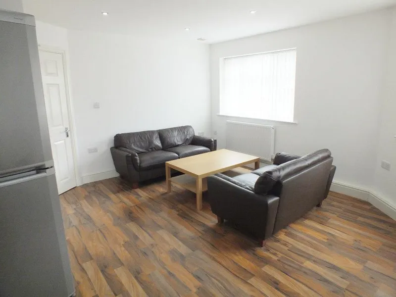 Bawas Place: Flat 1, 2 Bedroom Alfreton road NG7 3NW - Image 6