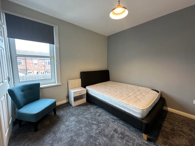 Spacious 3 Bedroom House // 2026/7 - Image 28