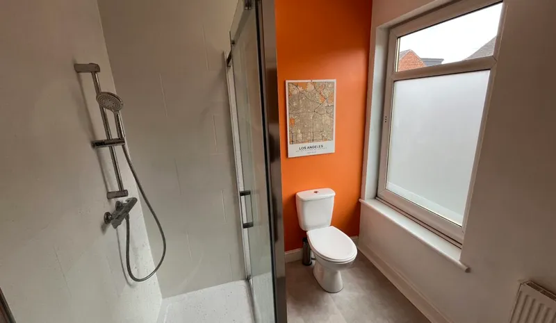 Spare Rooms // Pennell St // AVAILABLE NOW!! - Image 6