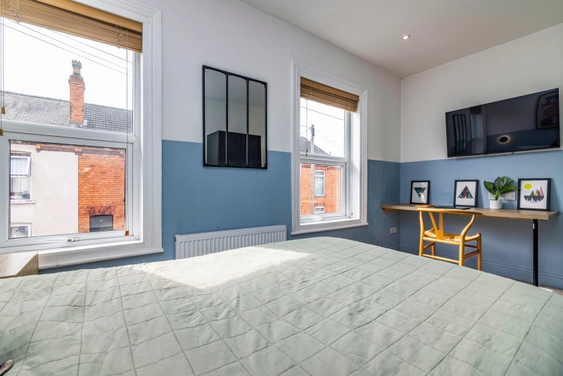 Luxury 4 Bedroom Student House - 2 Bath + Bills Included - Thumbnail 6
