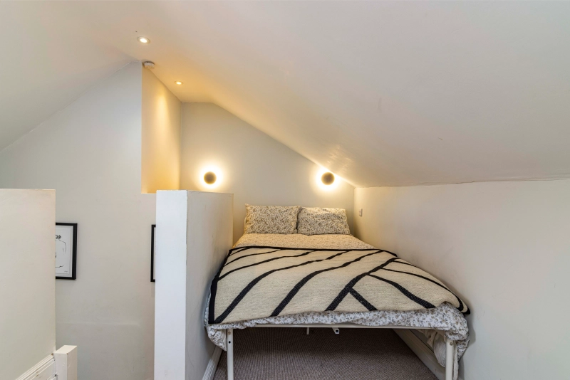Luxury 4 Bedroom Student House - 2 Bath + Bills Included - Thumbnail 11