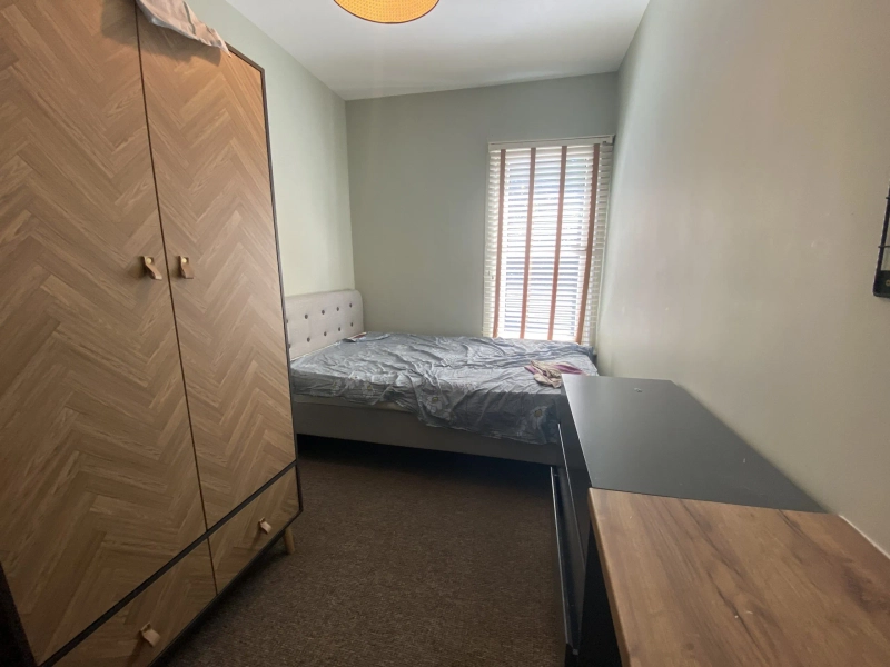 Bills Inclusive - 4 Bedroom Property - Vernon Street - Thumbnail 6