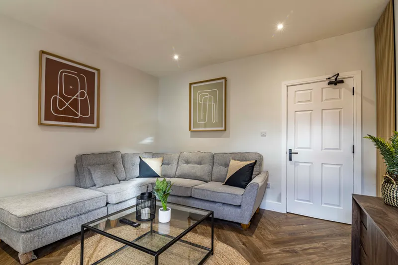 Sewells Walk // 5 Bed + 4 Bath Student House // Aug 2026 - Image 15