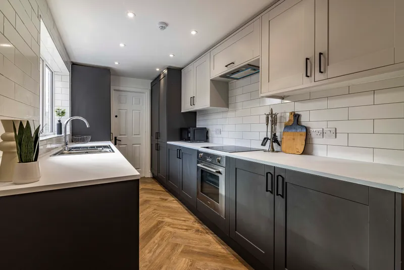 Sewells Walk // 5 Bed + 4 Bath Student House // Aug 2026 - Image 4