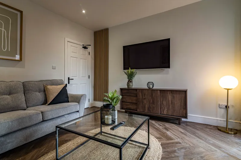 Sewells Walk // 5 Bed + 4 Bath Student House // Aug 2026 - Image 18