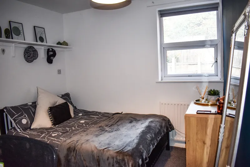 West End // 5 Bed House // SEPT 2026 - Image 14