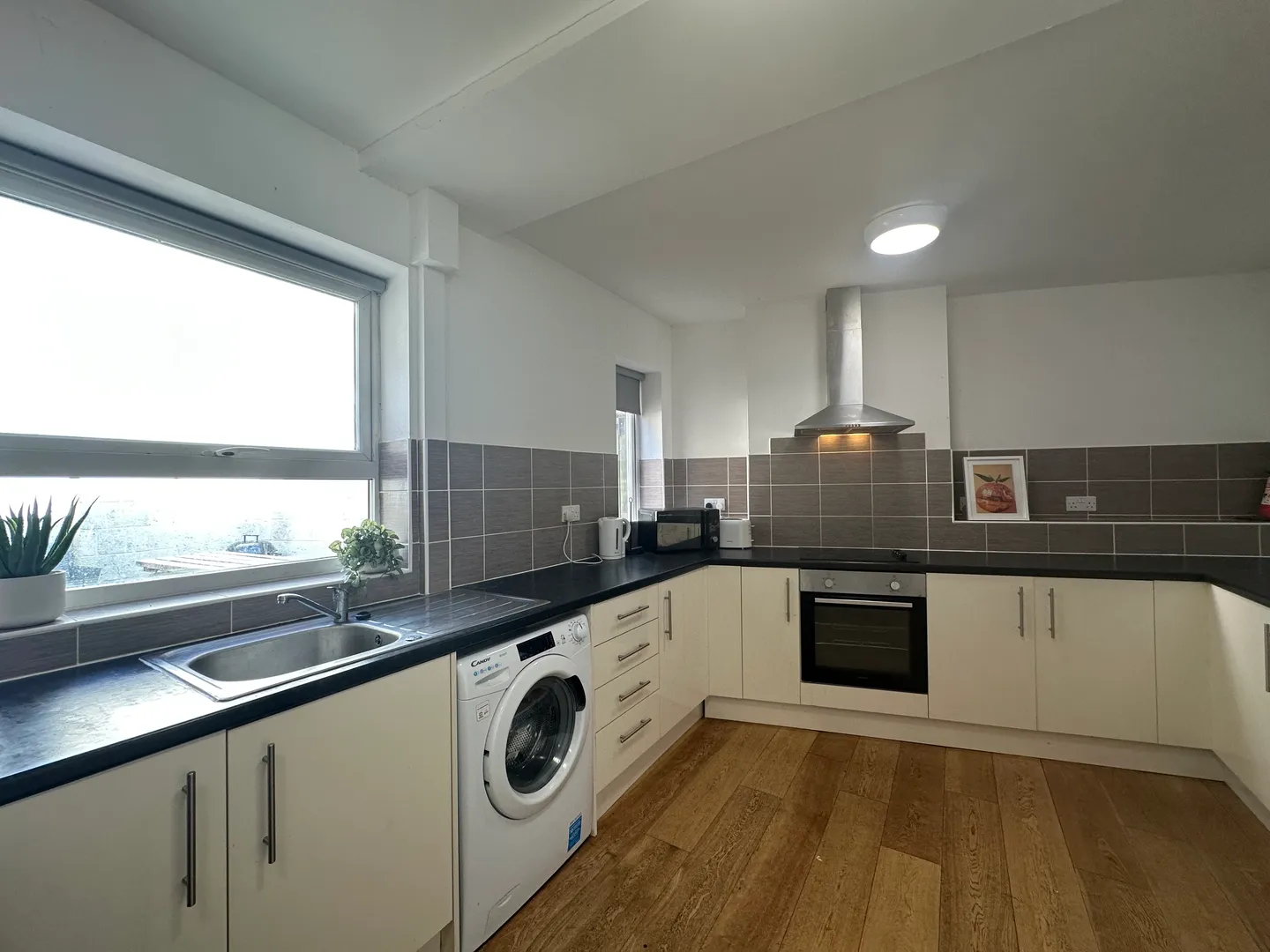 West End // 5 Bed House // SEPT 2026 - Image 1