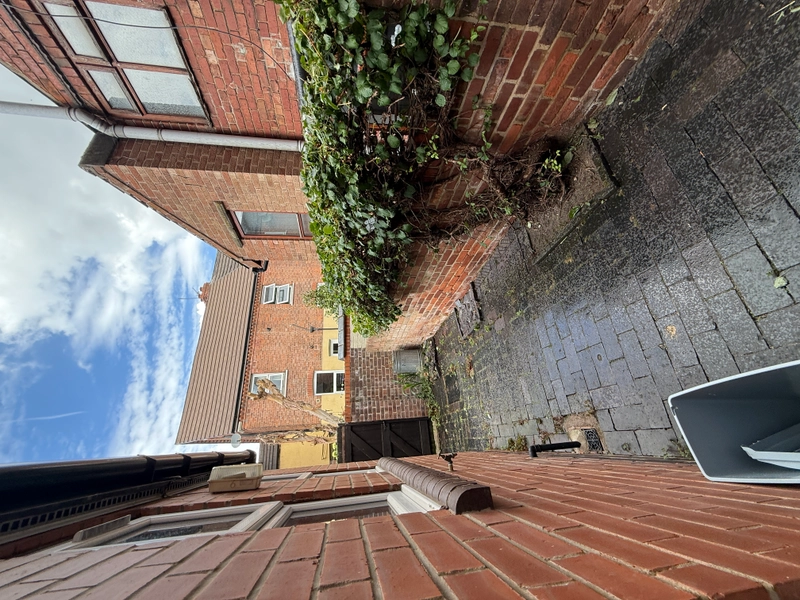 3-Bed Student Property, Cromwell Street NG7 - Thumbnail 4