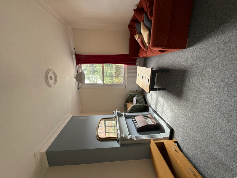 3-Bed Student Property, Cromwell Street NG7 - Thumbnail 2