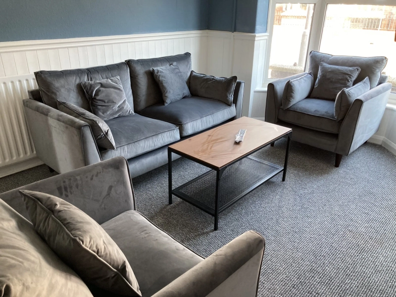*Exclusive £1 Offer* | Ripon Street - 4 Bed - Bills Inc - Thumbnail 3