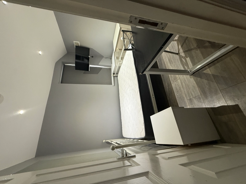 2 rooms left: Albert Grove student house share NG7 1PA - Thumbnail 13